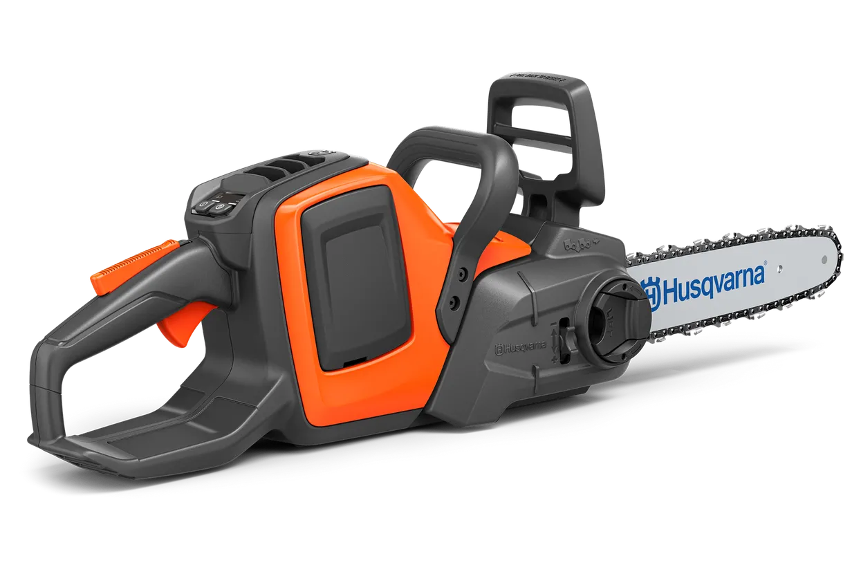 Husqvarna Power Axe 225i (battery and charger included) FREE EXTRA BATTERY