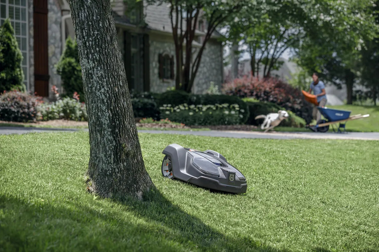 Residential Robotic Lawn Mower Husqvarna AUTOMOWER® 430XH