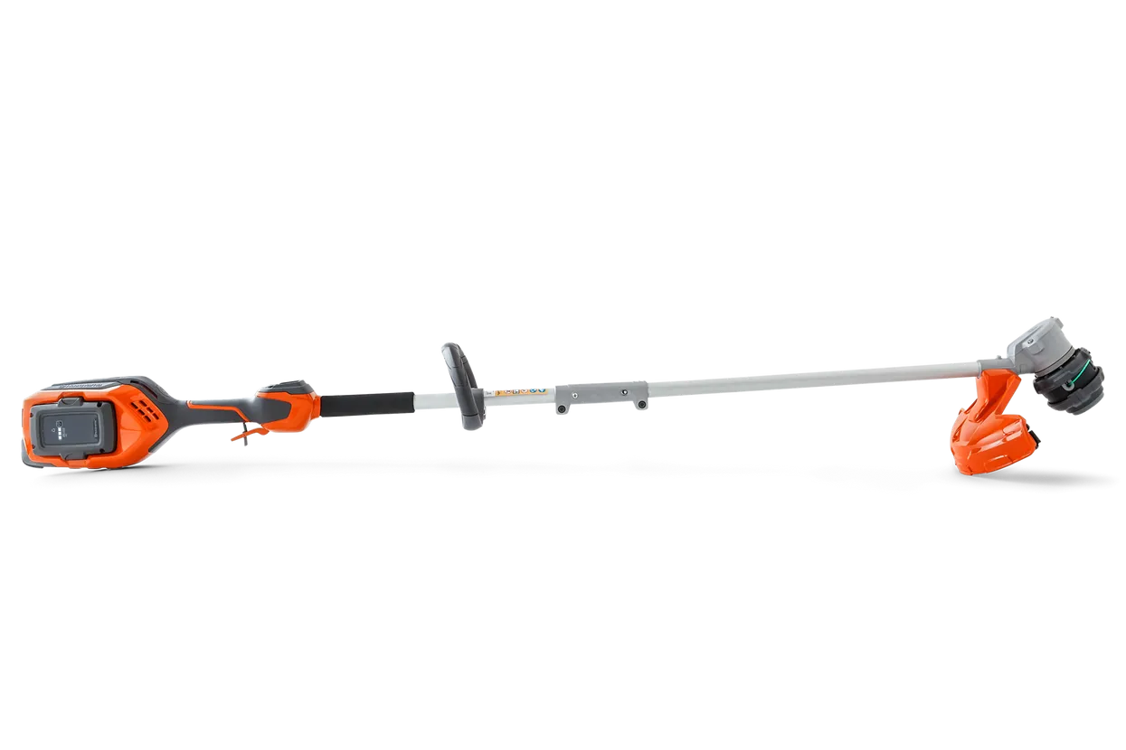 Husqvarna String Trimmer 220iL (battery and charger included) FREE EXTRA BATTERY