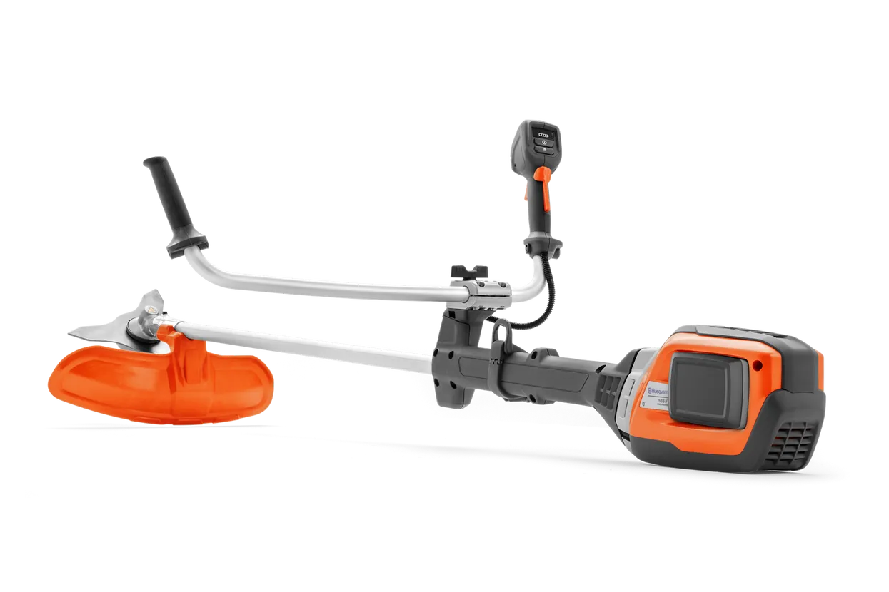 Husqvarna Brushcutter 535IFR (FREE BATTERY BLI300 & QC500 CHARGER)