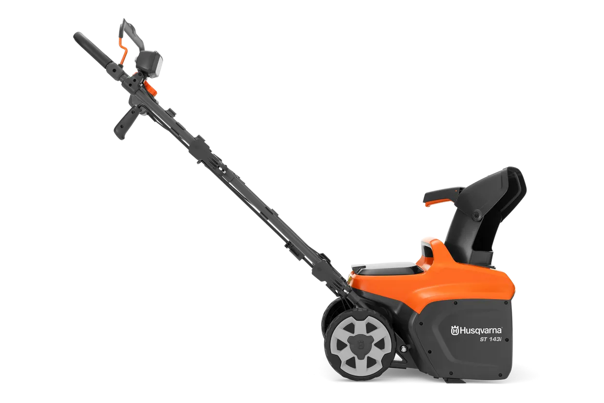 Husqvarna ST 143i Snow Blower (tool only)