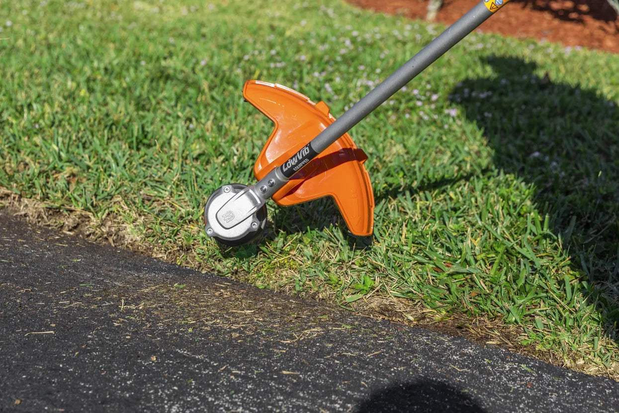 Husqvarna Weed Eater® 320iL (Battery & Charger Included) FREE EXTRA BATTERY