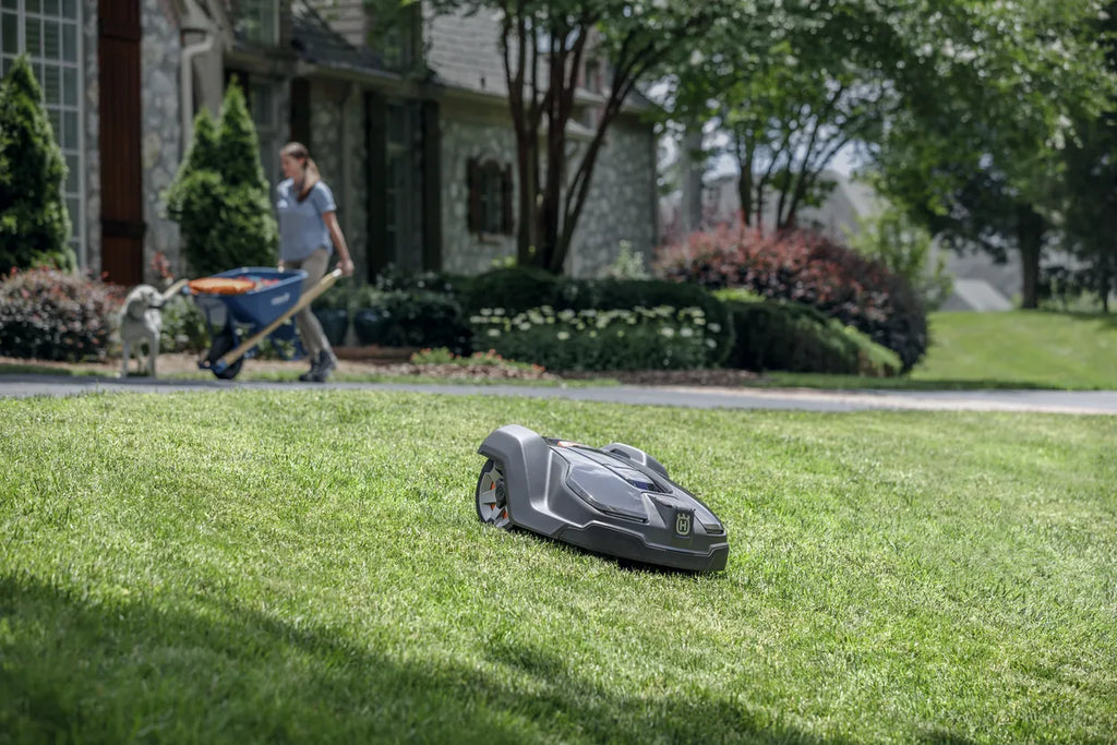 Residential Robotic Lawn Mower Husqvarna AUTOMOWER® 430X