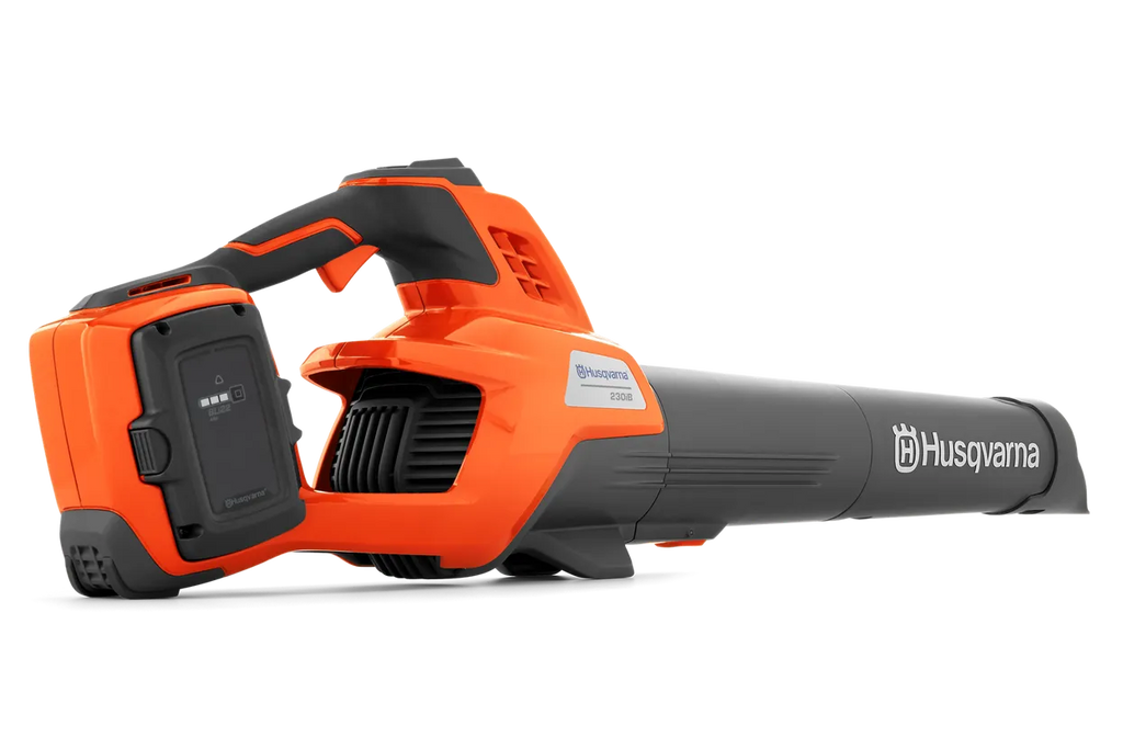 Leaf Blower Husqvarna 230iB (battery and charger included) FREE EXTRA BATTERY