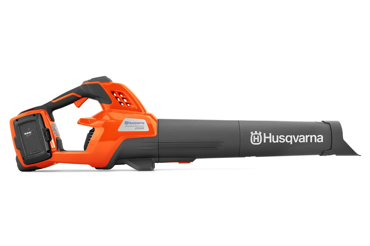 Leaf Blower Husqvarna 230iB (battery and charger included) FREE EXTRA BATTERY