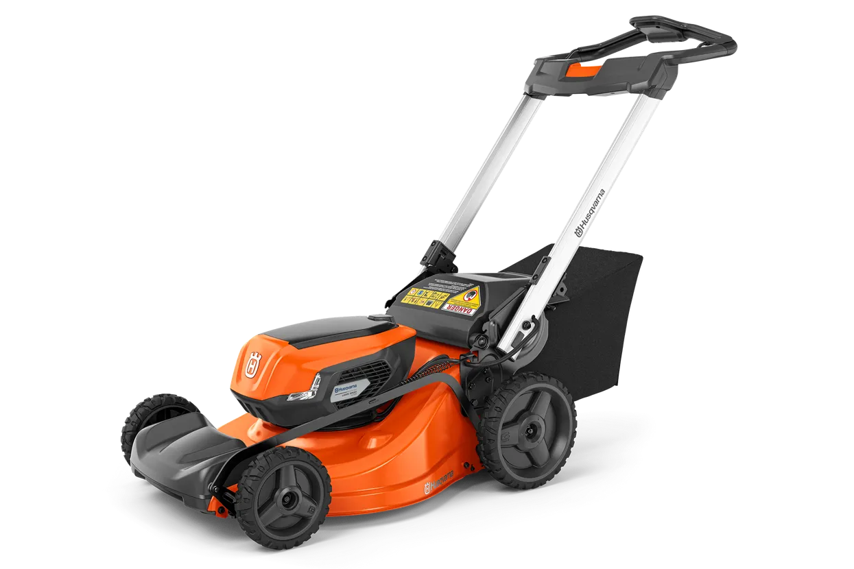 Husqvarna Lawn Xpert LE-322 with battery and charger