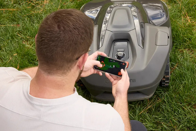 Residential Robotic Lawn Mower Automower® 410iQ