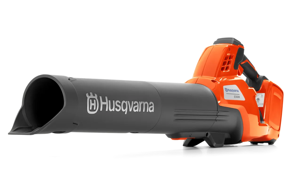 Leaf Blower Husqvarna 230iB (battery and charger included) FREE EXTRA BATTERY