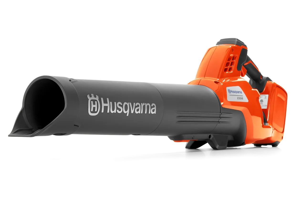 Leaf Blower Husqvarna 230iB (battery and charger included) FREE EXTRA BATTERY